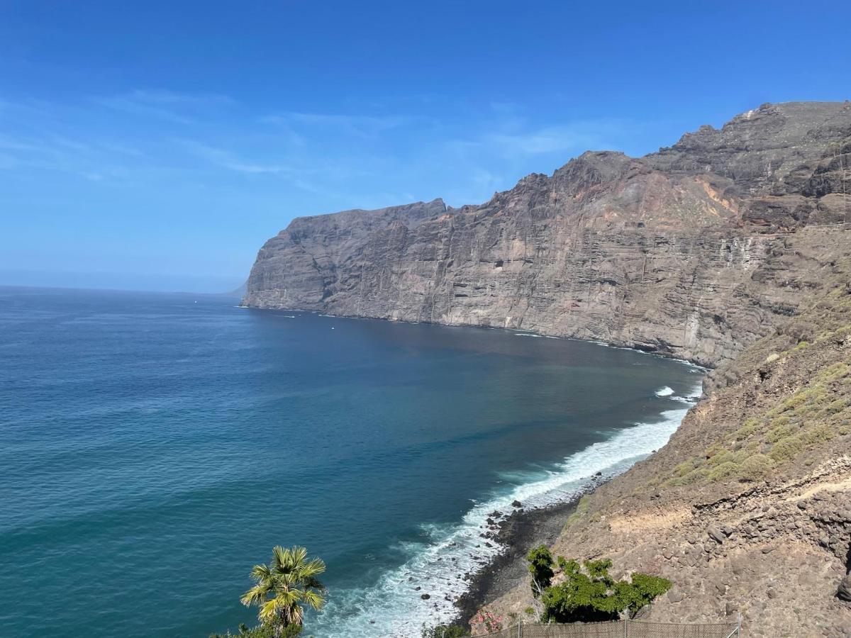 Los Gigantes In Front Of Sea Acantilado de los Gigantes Zewnętrze zdjęcie